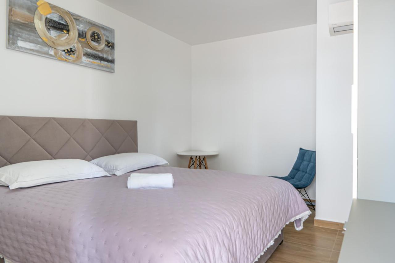 Ledeno More Luxury Apartments Split Exterior photo